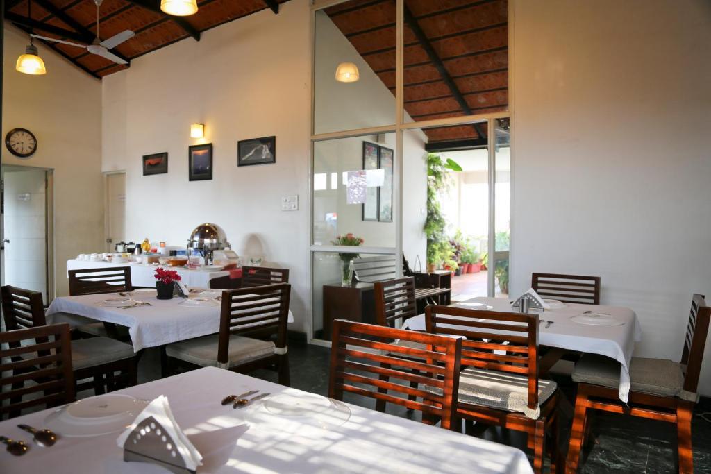 Maple Suites, Serviced Apartments บังกาลอร์ ภายนอก รูปภาพ