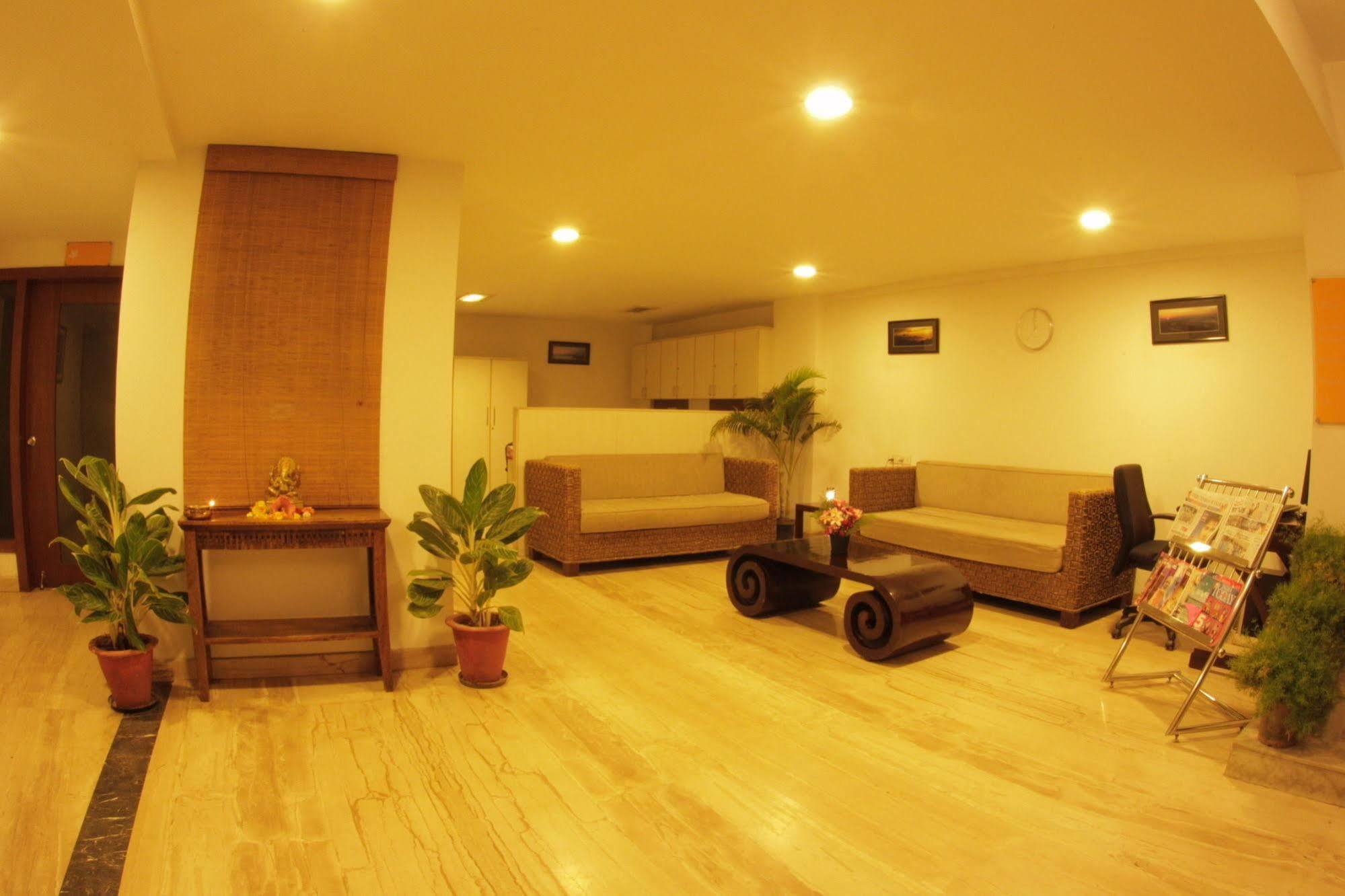 Maple Suites, Serviced Apartments บังกาลอร์ ภายนอก รูปภาพ