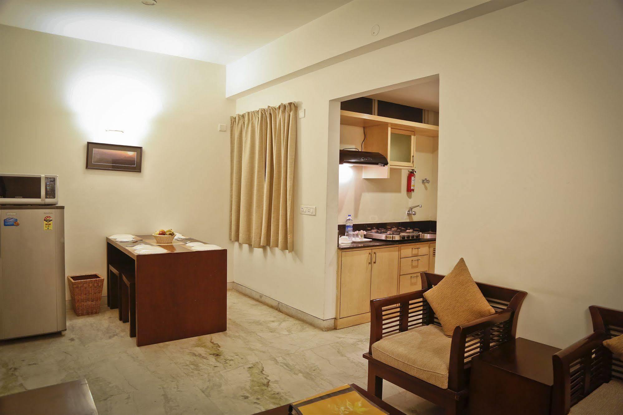 Maple Suites, Serviced Apartments บังกาลอร์ ภายนอก รูปภาพ