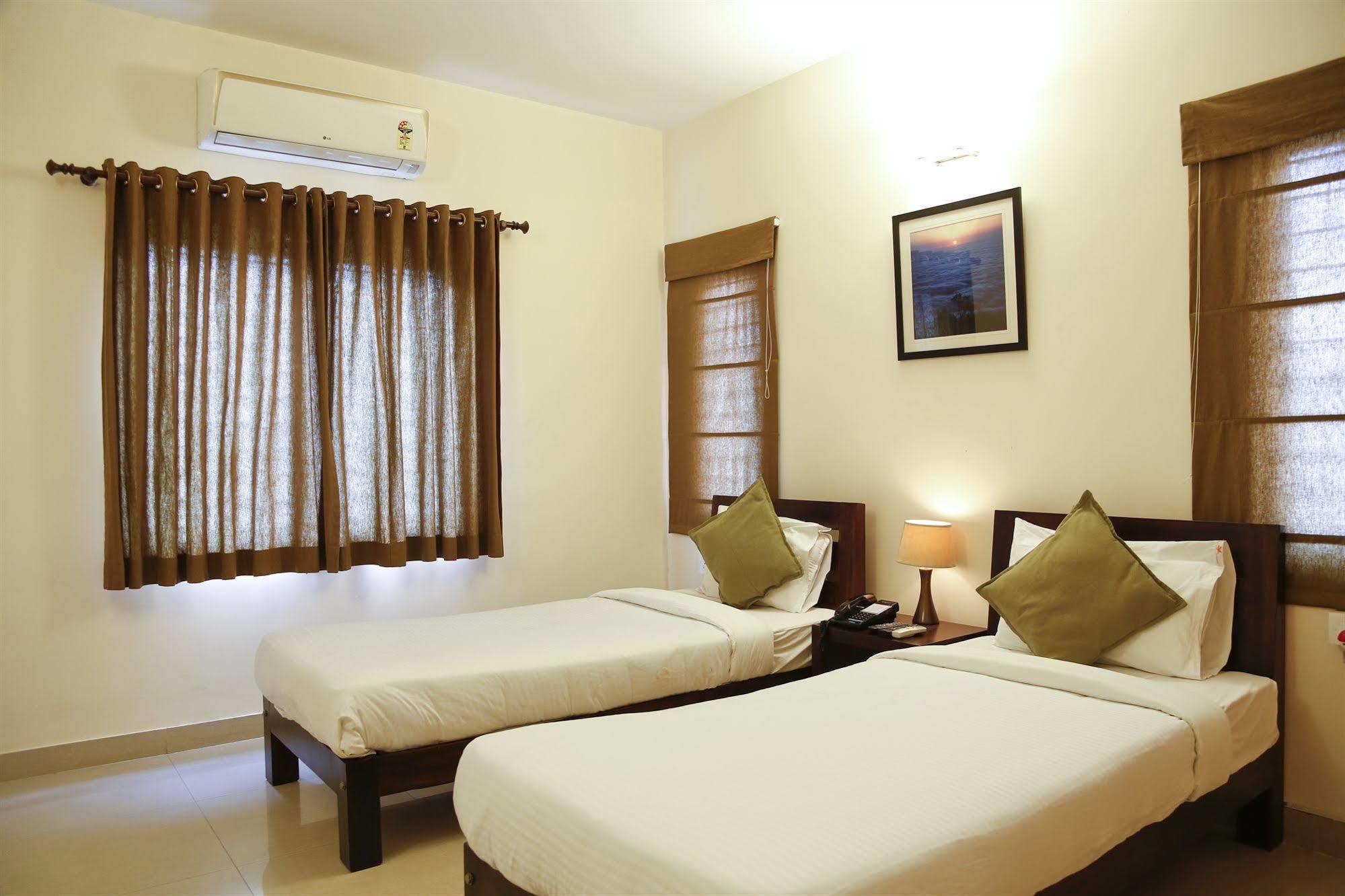 Maple Suites, Serviced Apartments บังกาลอร์ ภายนอก รูปภาพ