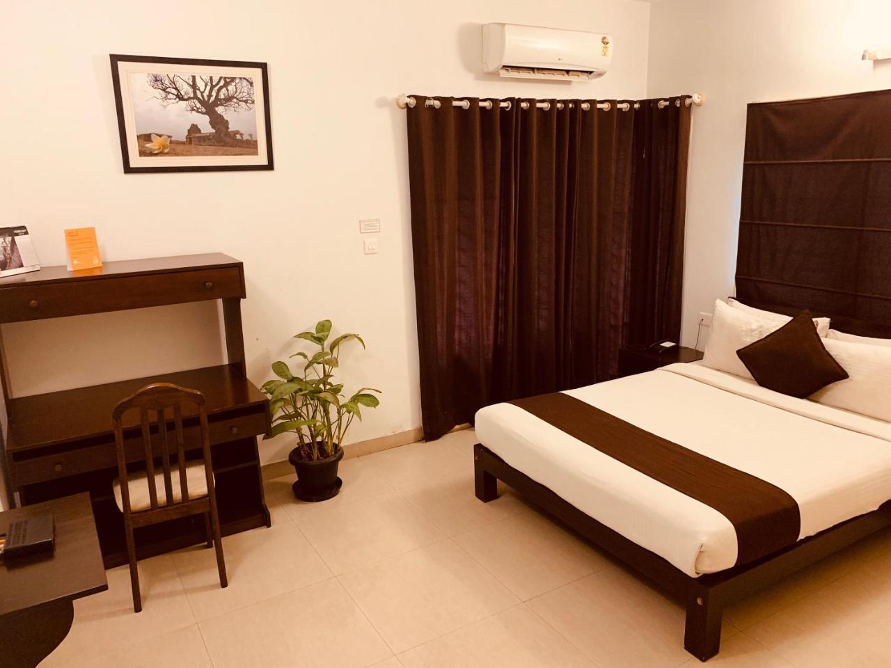 Maple Suites, Serviced Apartments บังกาลอร์ ภายนอก รูปภาพ