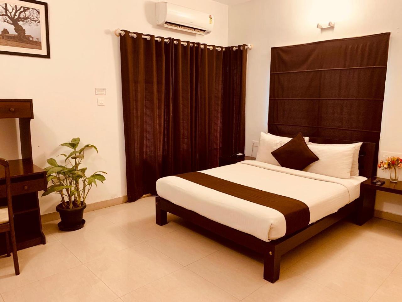 Maple Suites, Serviced Apartments บังกาลอร์ ภายนอก รูปภาพ